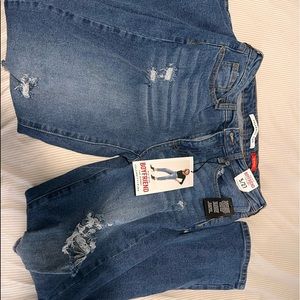 Brand new fashion nova boyfriend jeans